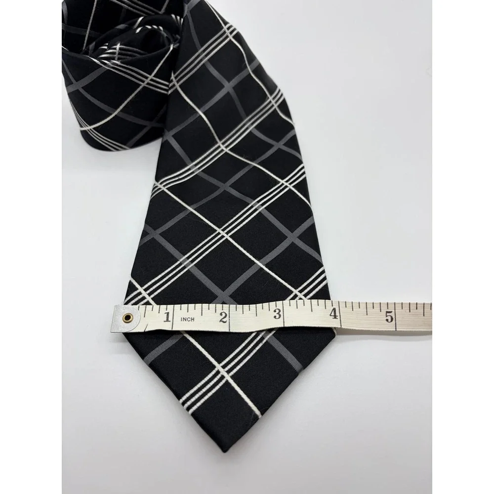 Kenneth Cole, New York, Black/White Diagonal Checkered Grid Pattern Necktie Silk
